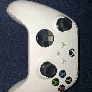 Xbox One Controller( Read Description)